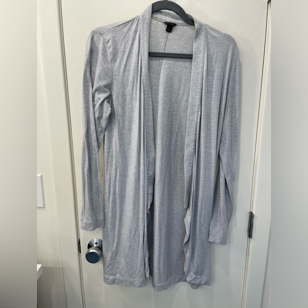 Ann Taylor Light Grey flowy cardigan, medium